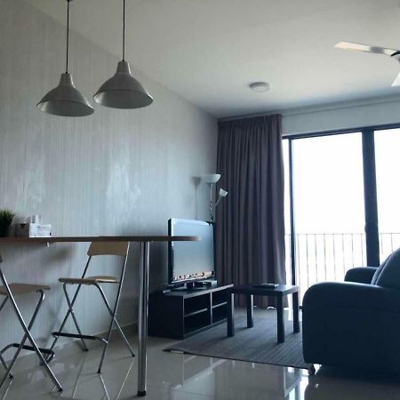 Vivian'S Studio Trefoil Setia Alam Shah Alam Eksteriør bilde