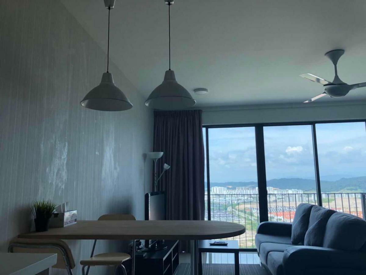 Vivian'S Studio Trefoil Setia Alam Shah Alam Eksteriør bilde